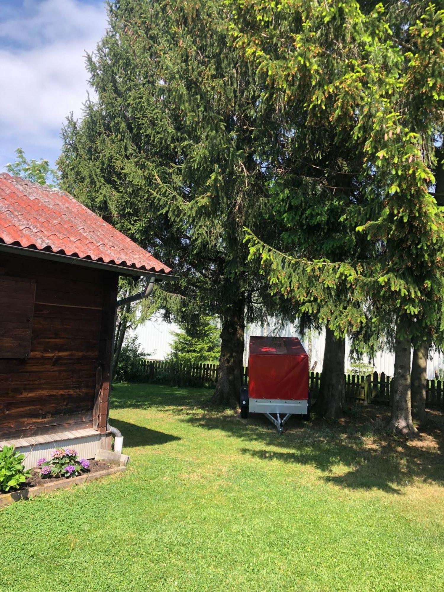 Gemuetliche Blockhuette Mit Grossem Garten Ried im Innkreis Exterior foto